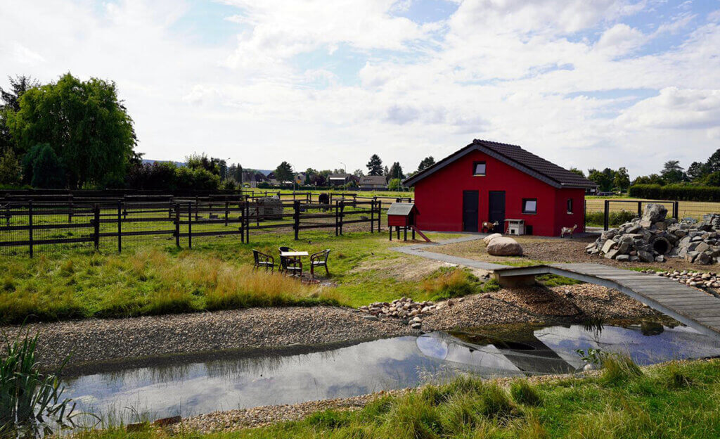 Fischteich und Kleintierzoo Hotel Rotes Einhorn Düren