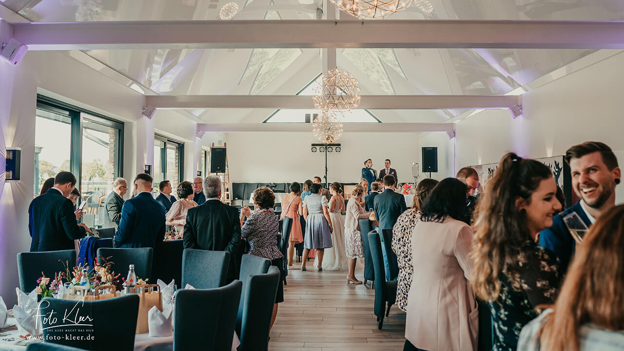 Hochzeitsfeier im großen Festsaal Hotel-Restaurant Rotes Einhorn